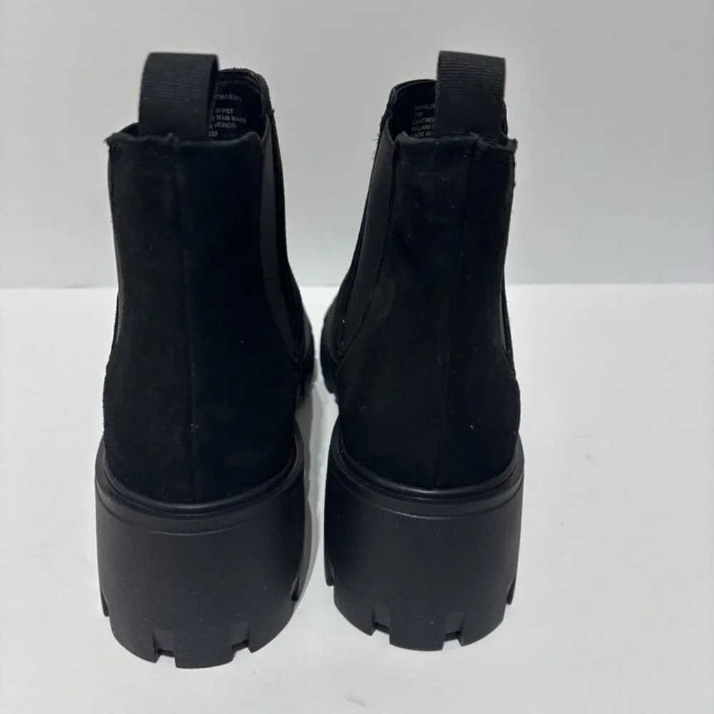 Steve Madden Women’s Howler Black Suede Chelsea Boots, Size 11 M